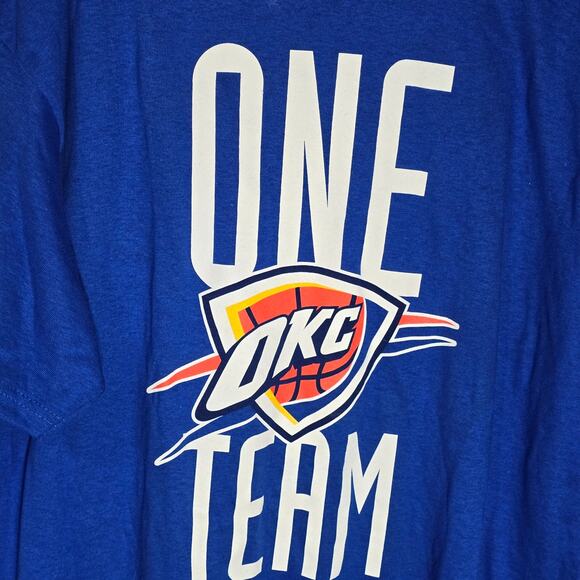 Oklahoma City Thunder NBA OKC Men's 2XL T-Shirt One Team Thunder EUC Blue - Picture 3 of 6